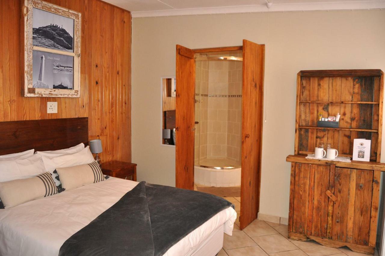 Obelix Guesthouse Luderitz ภายนอก รูปภาพ